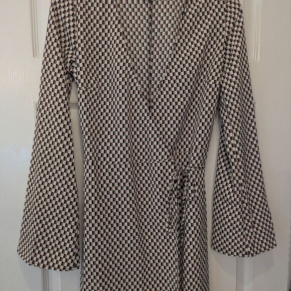 H&M Crepe checkered long sleeve wrap Midi Belted dress Beige Brown Size XS - Picture 9 of 12